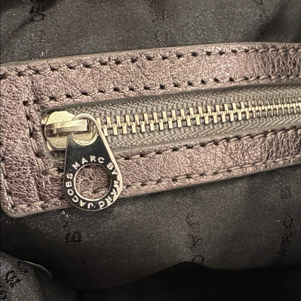 Marc By Marc Jacobs Metallic Leather Crossbody Bag - Picture 12 of 13